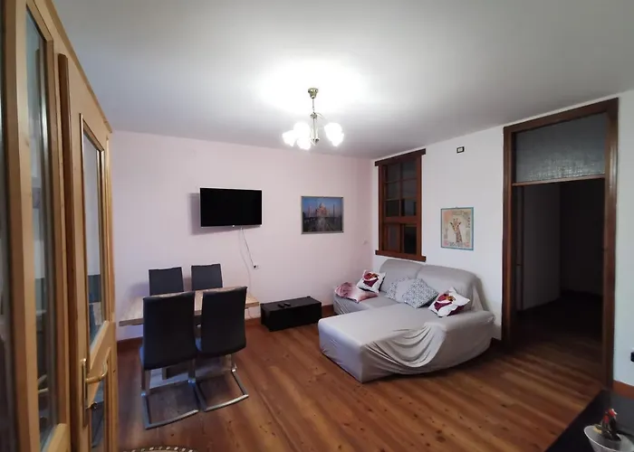 Casa Phoenix Appartamento Piano Terra Immerso Nel Verde A Pochi Minuti Dalla Ciclabile